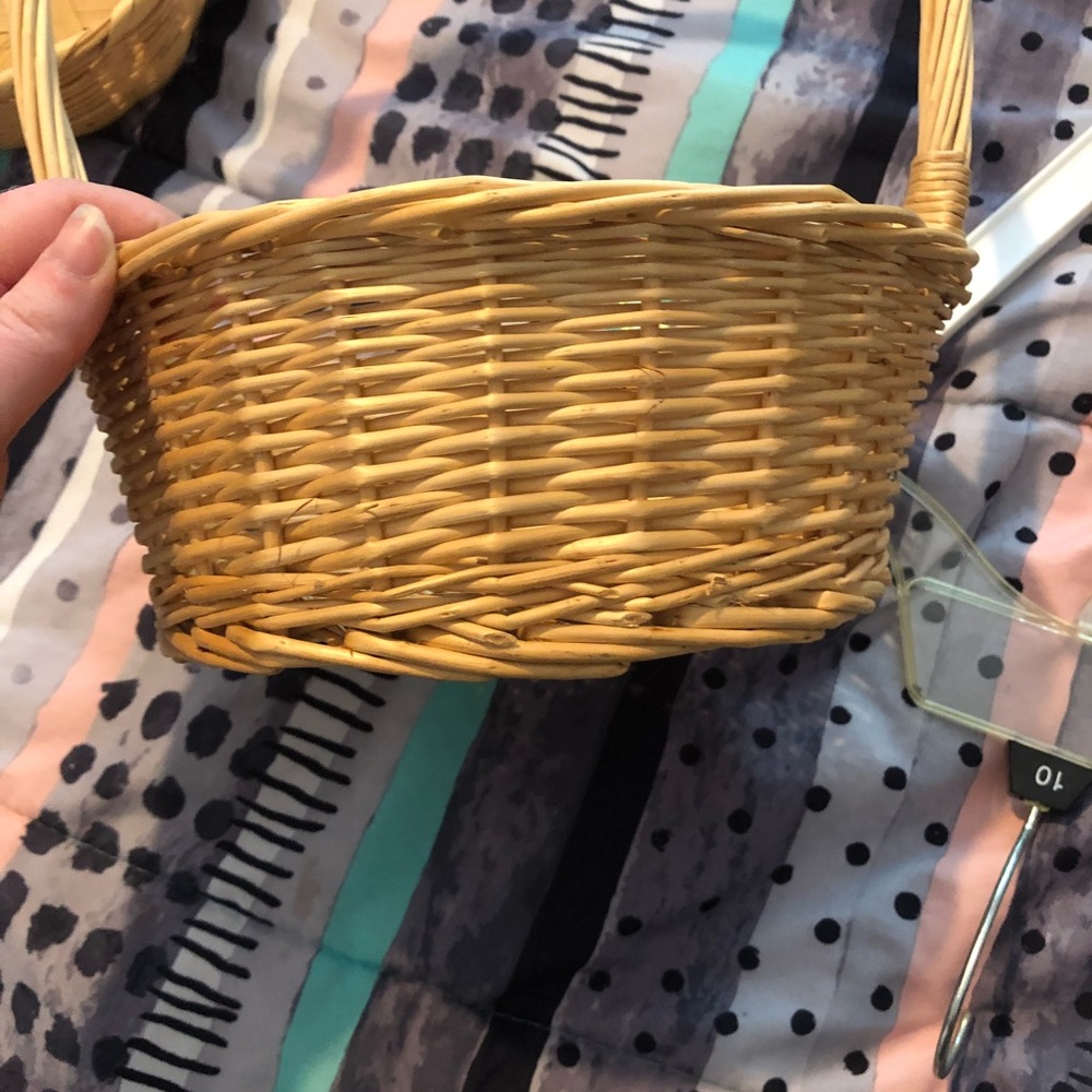 Baskets - Picture 6 of 8